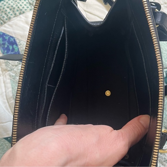 Vintage Dooney & Bourke Black AWL Shoulder Bag - Picture 11 of 15